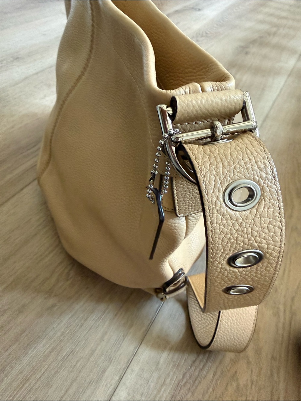 Like-New Vintage Coach Pebbled Leather Shoulder or Crossbody Bag - Like-new!